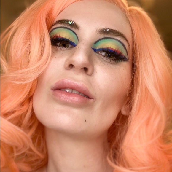 Meet your Posher, Alexandra - Picture 6 of 10